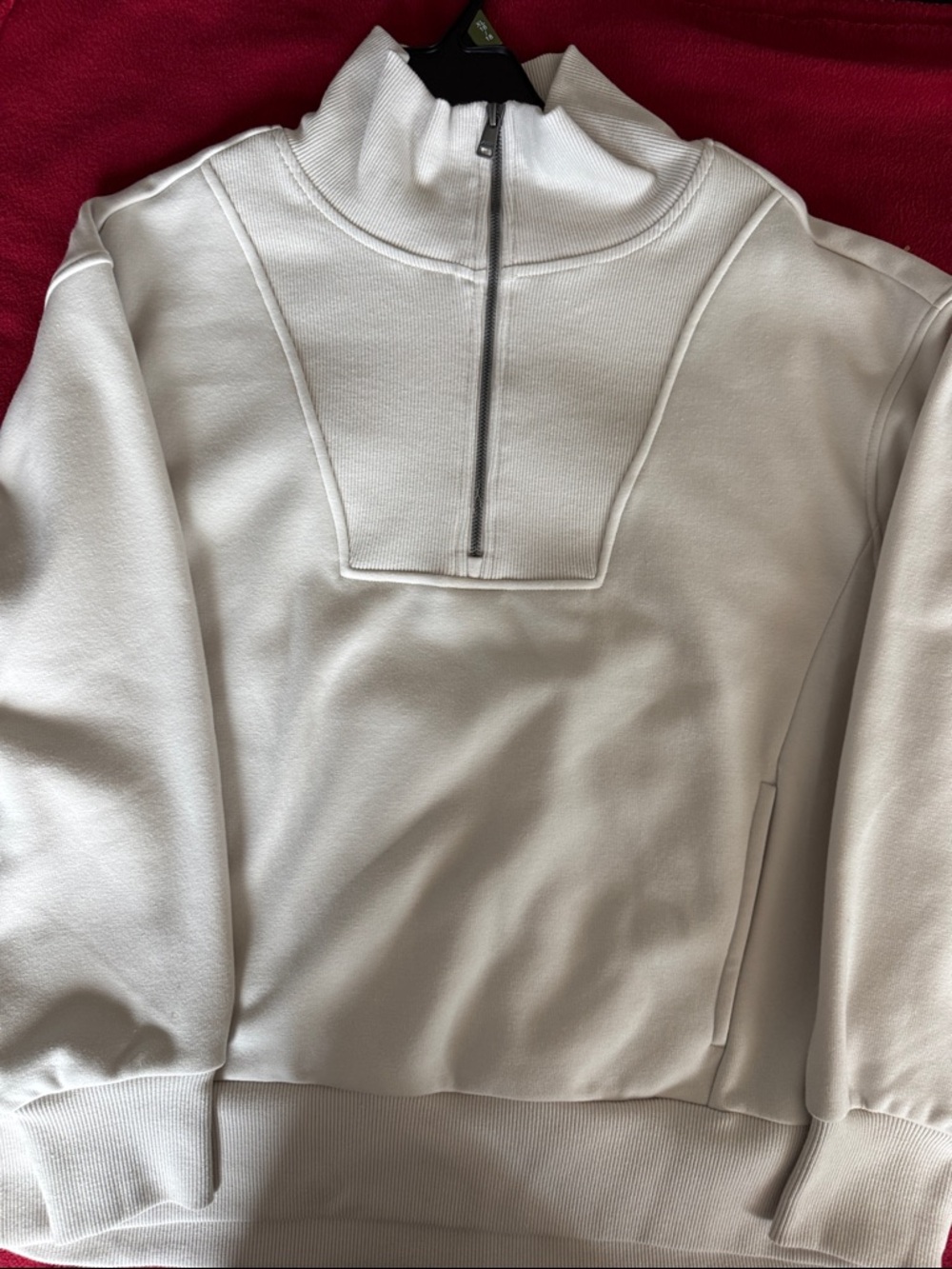 Avia Off White Quarter-Zip Pullover. Great to hit town after a workout.
